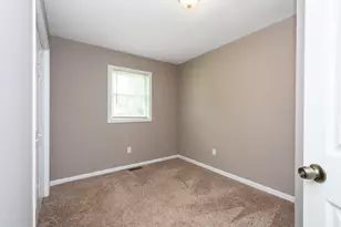2312 Briar Ln, Lindenhurst, IL 60046 - Photo 16