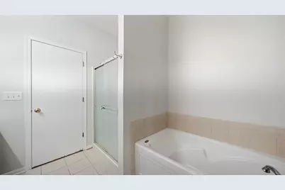 16146 Huron Street, Crest Hill, IL 60403 - Photo 12