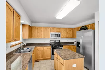 10871 Great Plaines Court, Huntley, IL 60142 - Photo 12