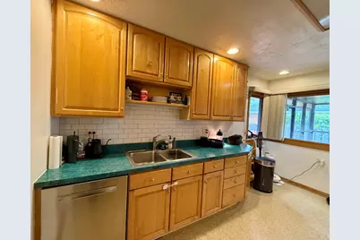 402 S Na Wa Ta Avenue, Mount Prospect, IL 60056 - Photo 12