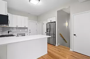 1730 N Wilmot Ave, Chicago, IL 60647 - Photo 10