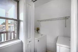 7724 S Cornell Ave, Chicago, IL 60649 - Photo 28