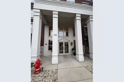715 Astor Lane #201, Wheeling, IL 60090 - Photo 2