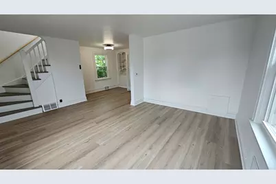 3244 N Osceola Avenue, Chicago, IL 60634 - Photo 4