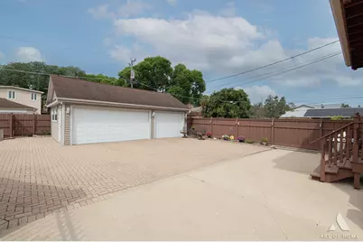 3456 N Pioneer Avenue, Chicago, IL 60634 - Photo 32