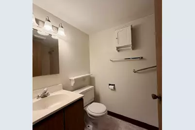 33661 N Royal Oak Lane #105, Grayslake, IL 60030 - Photo 8