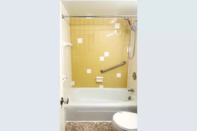 6300 W Irving Park Road #202, Chicago, IL 60634 - Photo 8