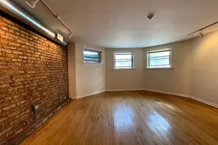 4114 N Clarendon Ave, Chicago, IL 60613 - Photo 2