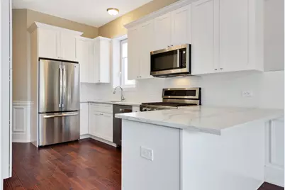 2518 W Division Avenue #3W, Chicago, IL 60622 - Photo 4
