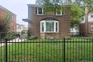 9939 S Paxton Ave, Chicago, IL 60617 - Photo 1