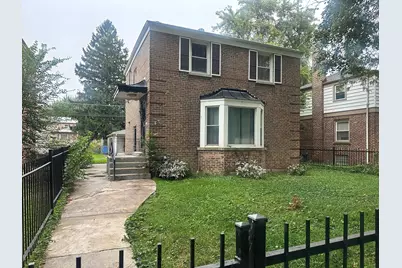 9939 S Paxton Avenue, Chicago, IL 60617 - Photo 2
