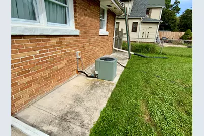 909 Prescott Street, Waukegan, IL 60085 - Photo 16