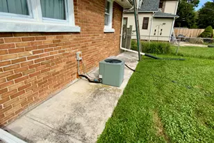 909 Prescott St, Waukegan, IL 60085 - Photo 16
