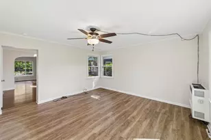 5321 Carol St, Skokie, IL 60077 - Photo 10