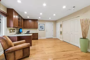 1351 W Altgeld St, Chicago, IL 60614 - Photo 12