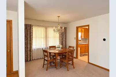 174 Linden Lane, Chicago Heights, IL 60411 - Photo 8