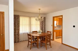 174 Linden Ln, Chicago Heights, IL 60411 - Photo 8