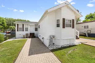 199 Tummy Tooth Ln, Wilmington, IL 60481 - Photo 2