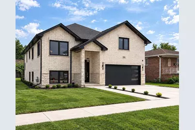 1039 North Avenue, Des Plaines, IL 60016 - Photo 1