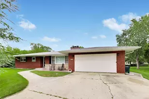 10S021 Plainfield-Naperville Rd, Naperville, IL 60564 - Photo 1