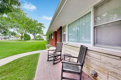 10S021 Plainfield Naperville Road, Naperville, IL 60564 - Photo 4