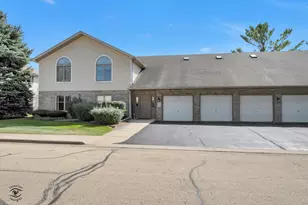2680 Crescenzo Dr, Joliet, IL 60436 - Photo 2