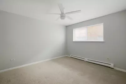 6256 W 64th Place #102, Chicago, IL 60638 - Photo 4