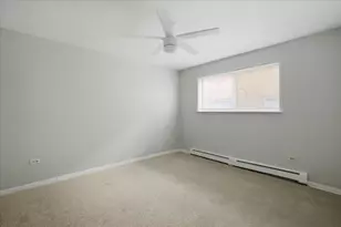 6256 W 64th Pl, Chicago, IL 60638 - Photo 4