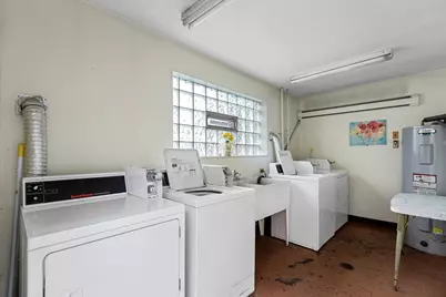 6206 W 64th Place #102, Chicago, IL 60638 - Photo 8