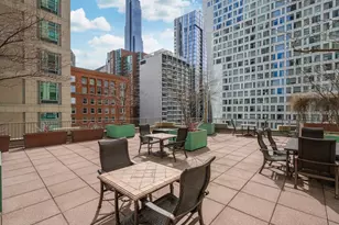 57 E Delaware Pl, Chicago, IL 60611 - Photo 36