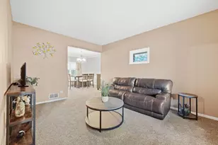 505 Buckingham Pl, Shorewood, IL 60404 - Photo 18