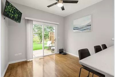 1693 S Candlestick Way #1693, Waukegan, IL 60085 - Photo 10