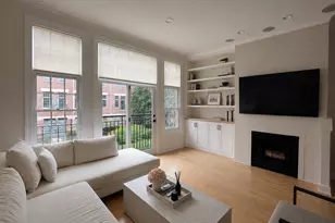 855 N May St, Chicago, IL 60642 - Photo 4