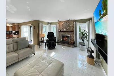 324 Chesapeake Lane, Bloomingdale, IL 60108 - Photo 8