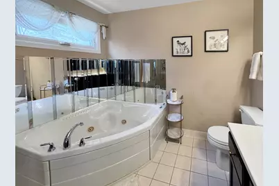 324 Chesapeake Lane, Bloomingdale, IL 60108 - Photo 18