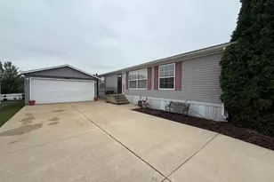 23001 S Cog Hill Ln, Frankfort, IL 60423 - Photo 2