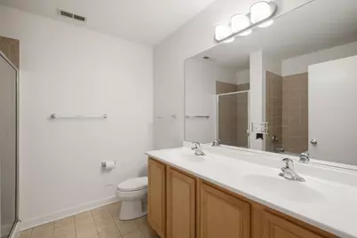 2220 W Maypole Avenue #202, Chicago, IL 60612 - Photo 10