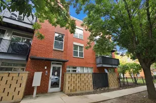 2220 W Maypole Ave, Chicago, IL 60612 - Photo 1