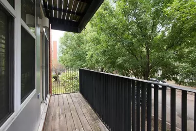 2220 W Maypole Avenue #202, Chicago, IL 60612 - Photo 12