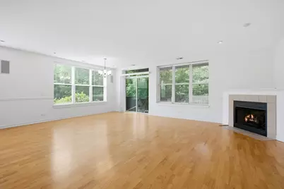 2220 W Maypole Avenue #202, Chicago, IL 60612 - Photo 4
