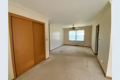 2271 Fitchome Street, Aurora, IL 60506 - Photo 4