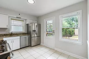 [Address not provided], River Forest, IL 60305 - Photo 8