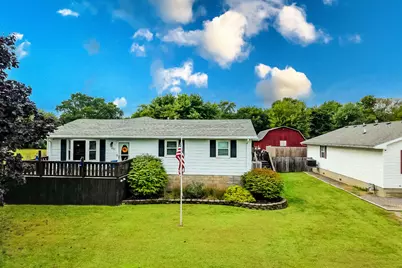 809 N Market Street, Watseka, IL 60970 - Photo 2