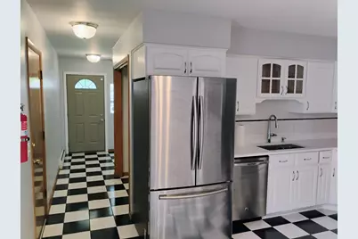904 S Edward Street, Mount Prospect, IL 60056 - Photo 2