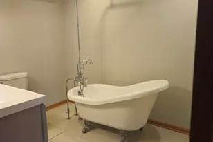 3043 N Ashland Ave, Chicago, IL 60657 - Photo 6