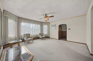 7753 W Elmgrove Dr, Elmwood Park, IL 60707 - Photo 4