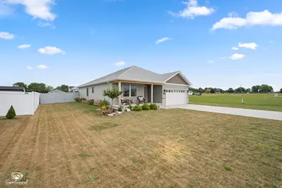 1406 Indian Trail, Kankakee, IL 60901 - Photo 36