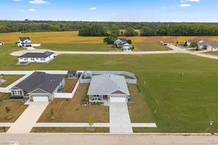 1406 Indian Trail, Kankakee, IL 60901 - Photo 34