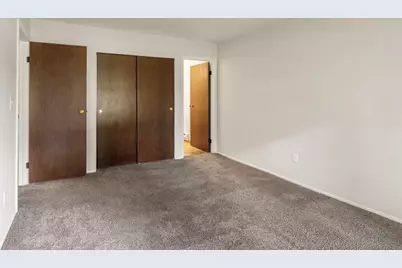 566 Somerset Lane #4, Crystal Lake, IL 60014 - Photo 16