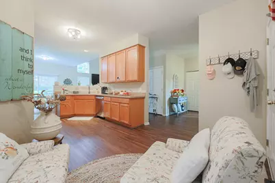 3300 Ronan Drive #3300, Lake in the Hills, IL 60156 - Photo 8